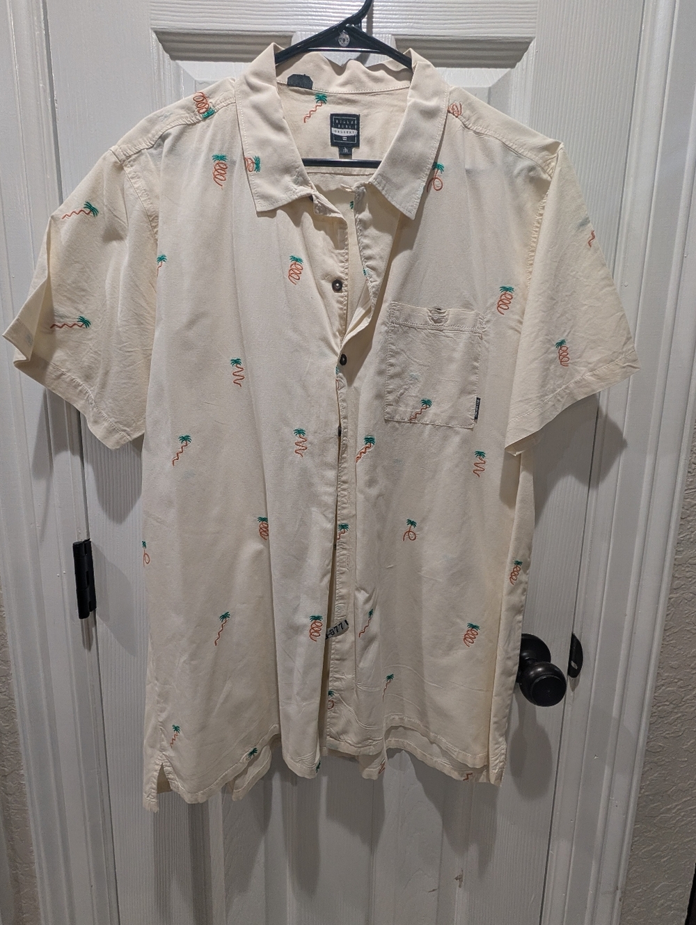 Billabong Men’s Cream Short-Sleeve Button-Up Shirt